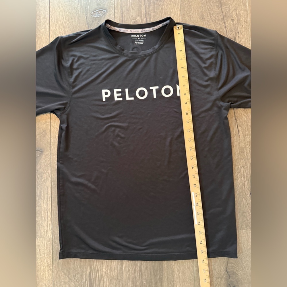 Peloton Century 100 Rides Cycling Club Unisex Shirt Black Size Medium - Picture 4 of 6